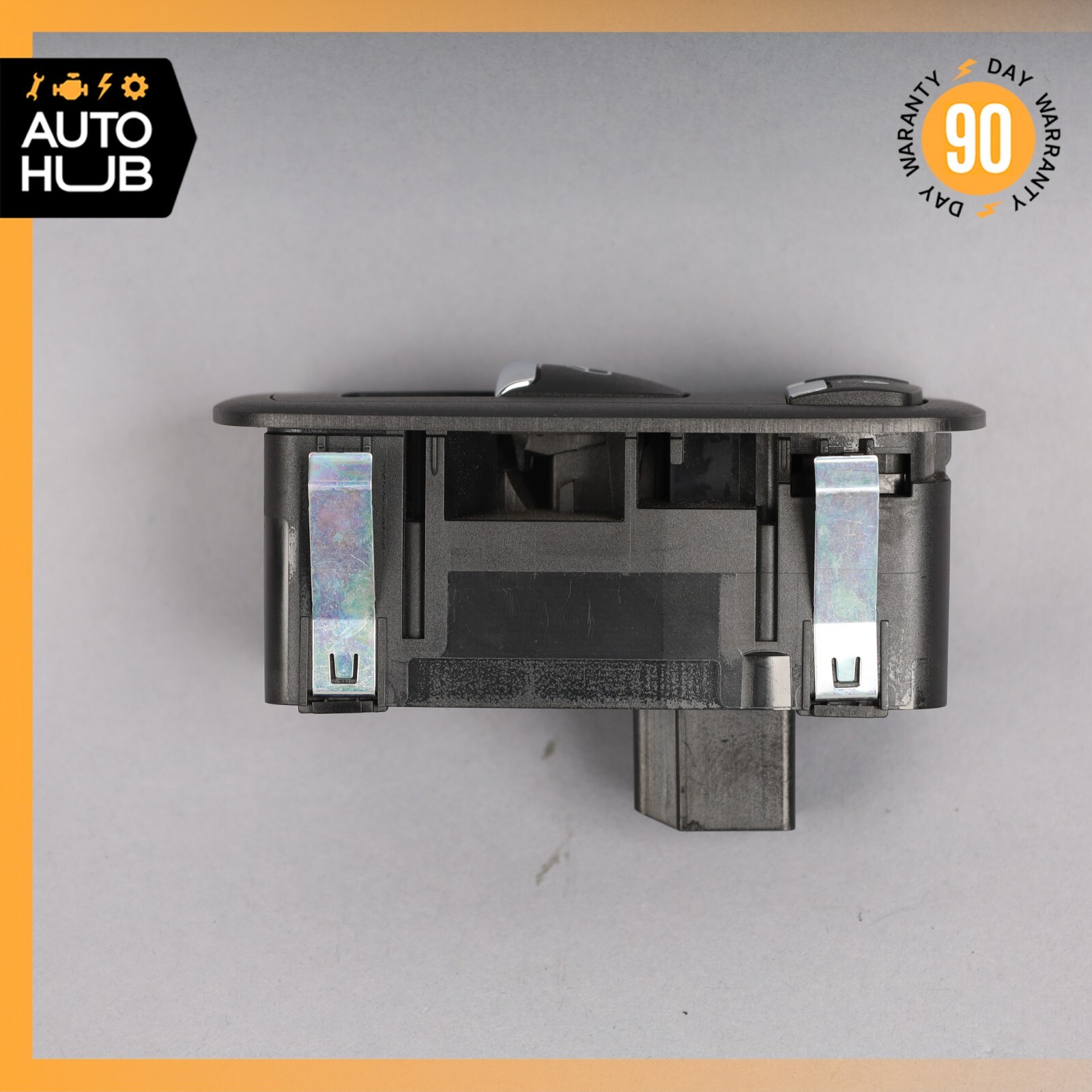 14-22 Maserati Ghibli Levante M157 Door Window Control Switch 670010306 OEM