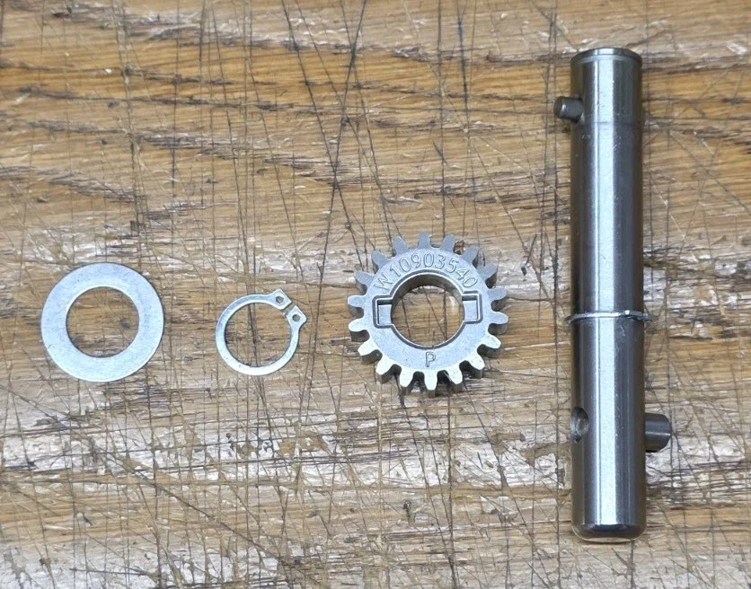 KitchenAid Artisan Stand Mixer - 5KSM125BFL / Planetary Agitator Shaft Only
Opens in a new window or