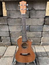 Open Box Hokulani 23in Concert Size Ukulele