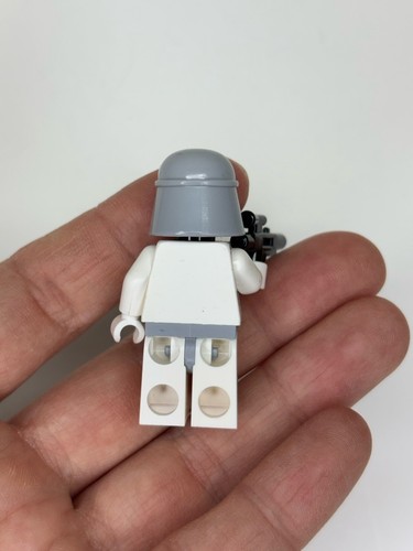 Lego Star Wars Lot of 4 Minifigures With Accessories Arms - Picture 10 of 15
