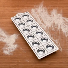 Italian Ravioli Mold Round or Square with Rolling Pin Easy Homemade Pasta