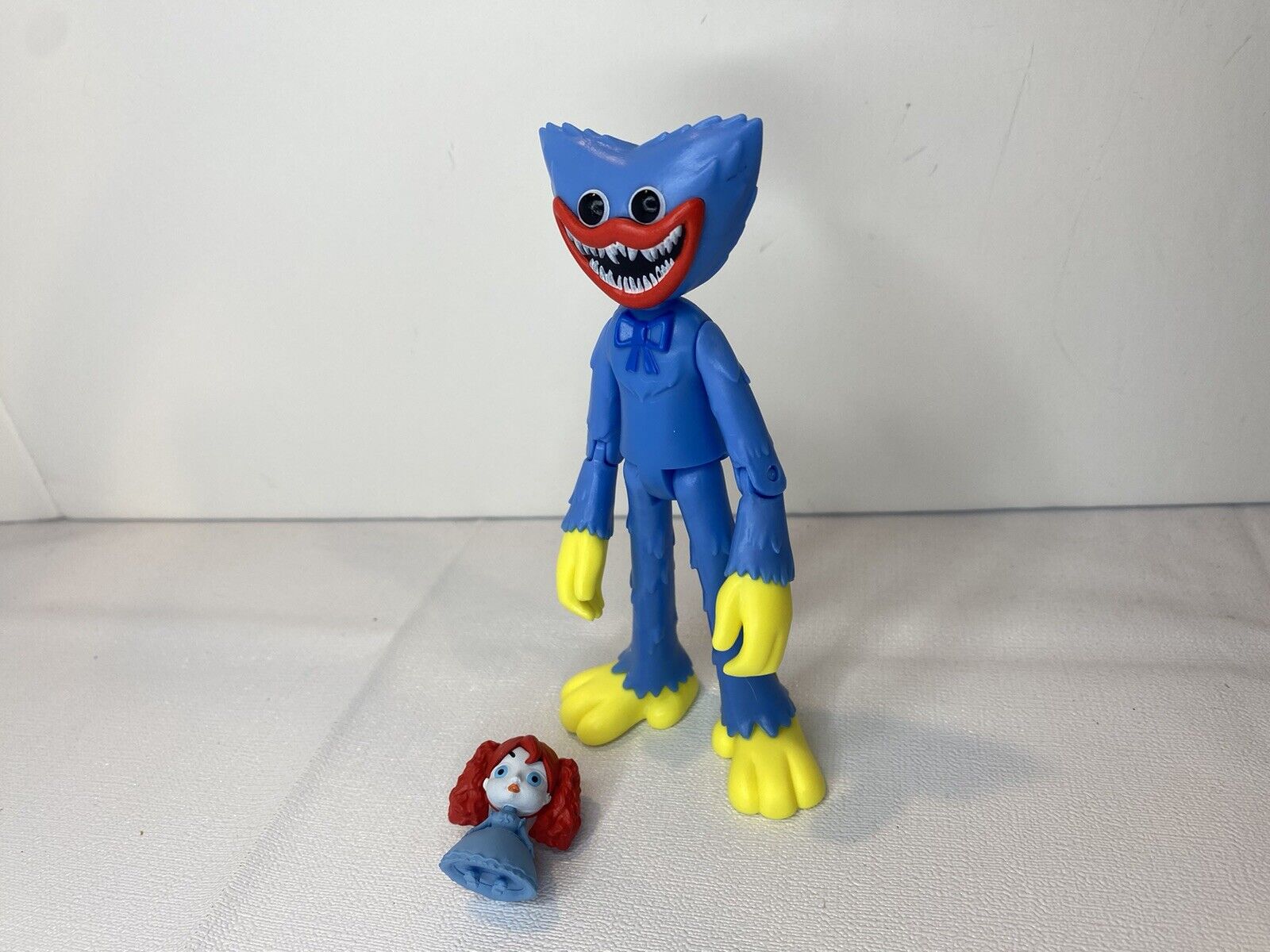  Poppy Playtime Scary Huggy Wuggy Action Figure (5'' Posable  Figure, Series 1) [Officially Licensed], Blue : Toys & Games