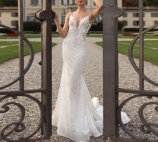 Sparkly V Neck Mermaid Wedding Dresses Sleeveless Appliques Tulle Bridal Gowns