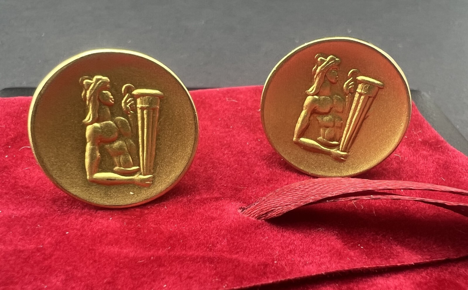 Picture 1 of 12