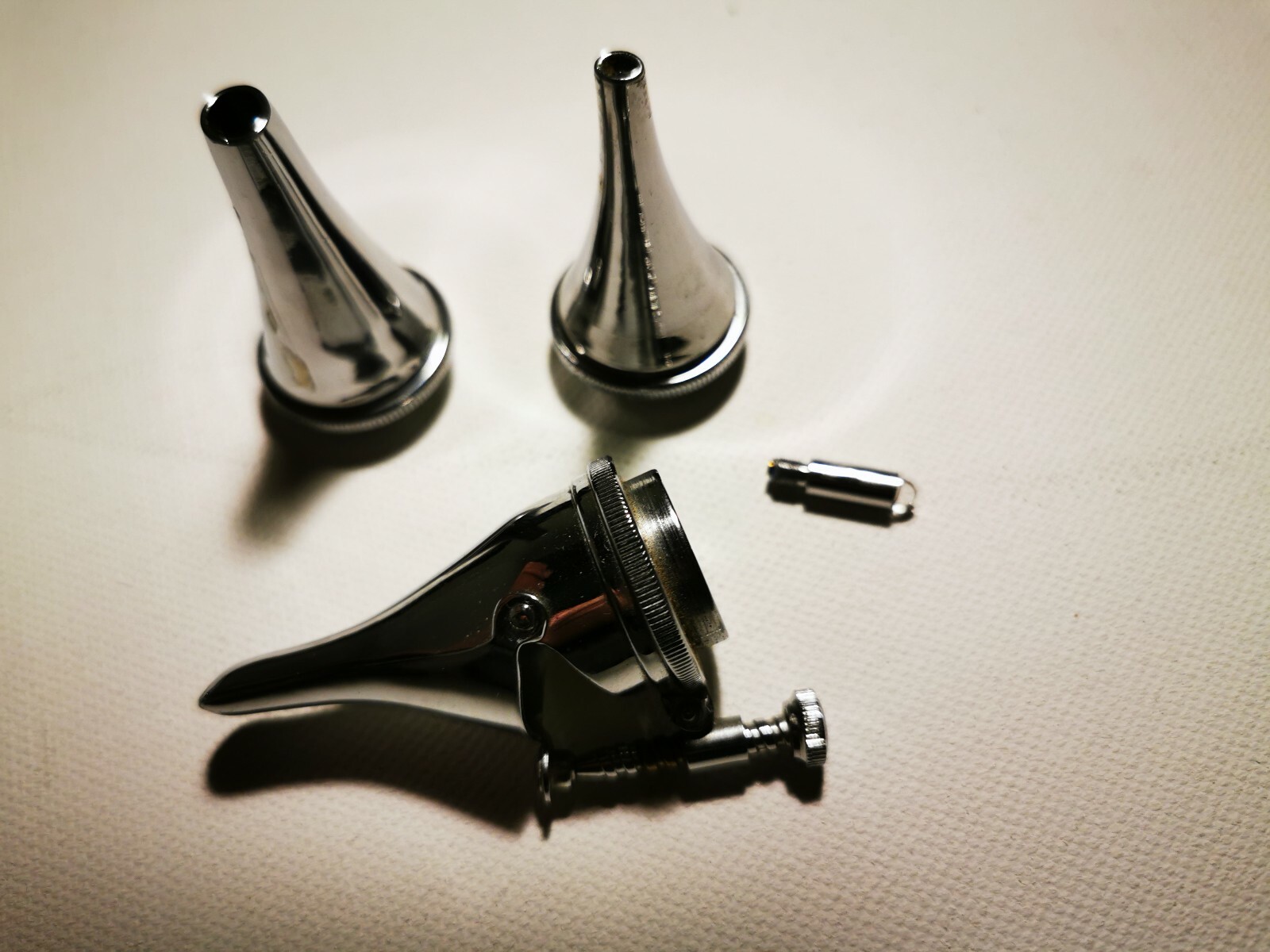 VINTAGE GOWLLANDS OTOSCOPE OPHTHALMOSCOPE ENT DIAGNOSTIC SET MEDICAL