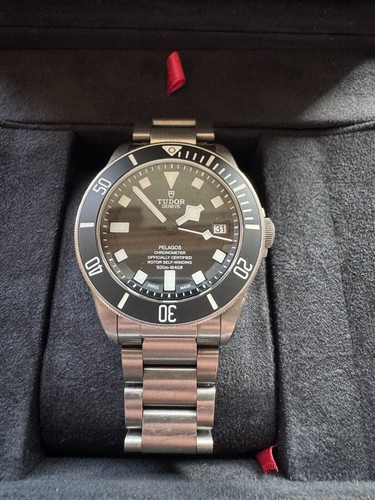 TUDOR Pelagos 25500TN Box and Papers / Extra Strap