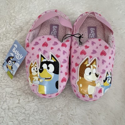 Bluey pink Sherpa slippers in toddler size 11-12