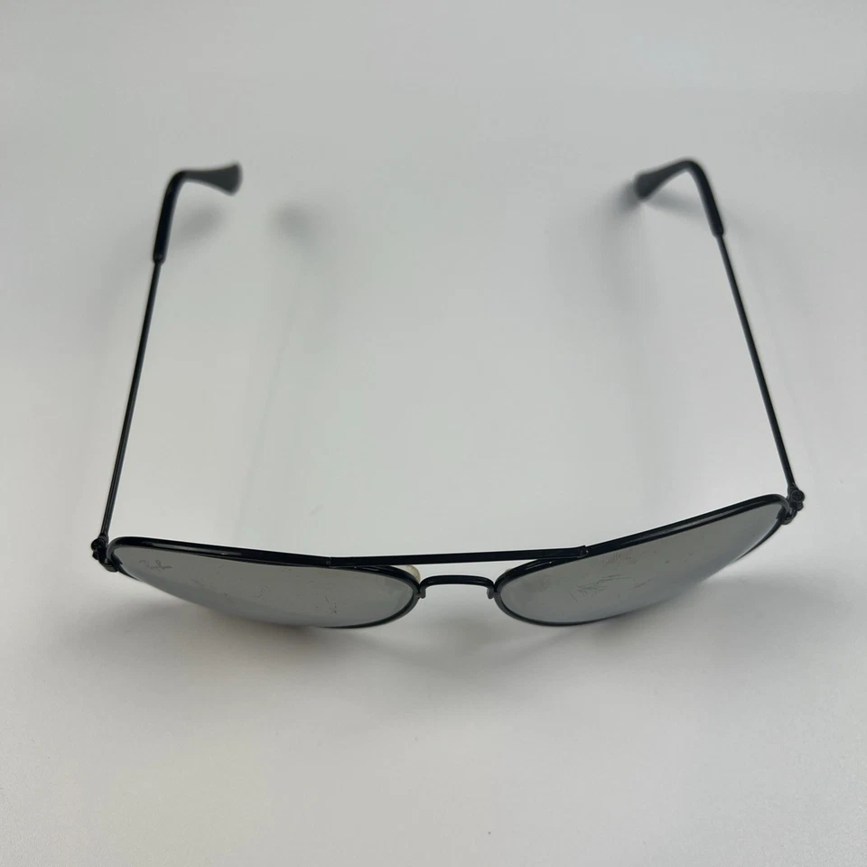 Ray Ban RB3026 62MM Aviator Unisex Sunglasses Black Frame/ Silver Mirror Lens - Image 2 of 4