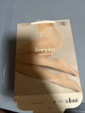 Nordstrom Control Top #8135B Soft Taupe Panty Hose Women’s Sz A Denier 20 New