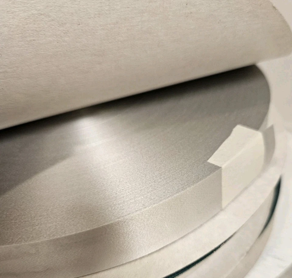 Carrete Berwick SPLENDORETTE 3/4" x 250 yardas polipropileno plateado Foto 4 de 4