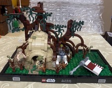 LEGO Star Wars: Dagobah Jedi Training Diorama (75330) - Comp W/ Minifigures