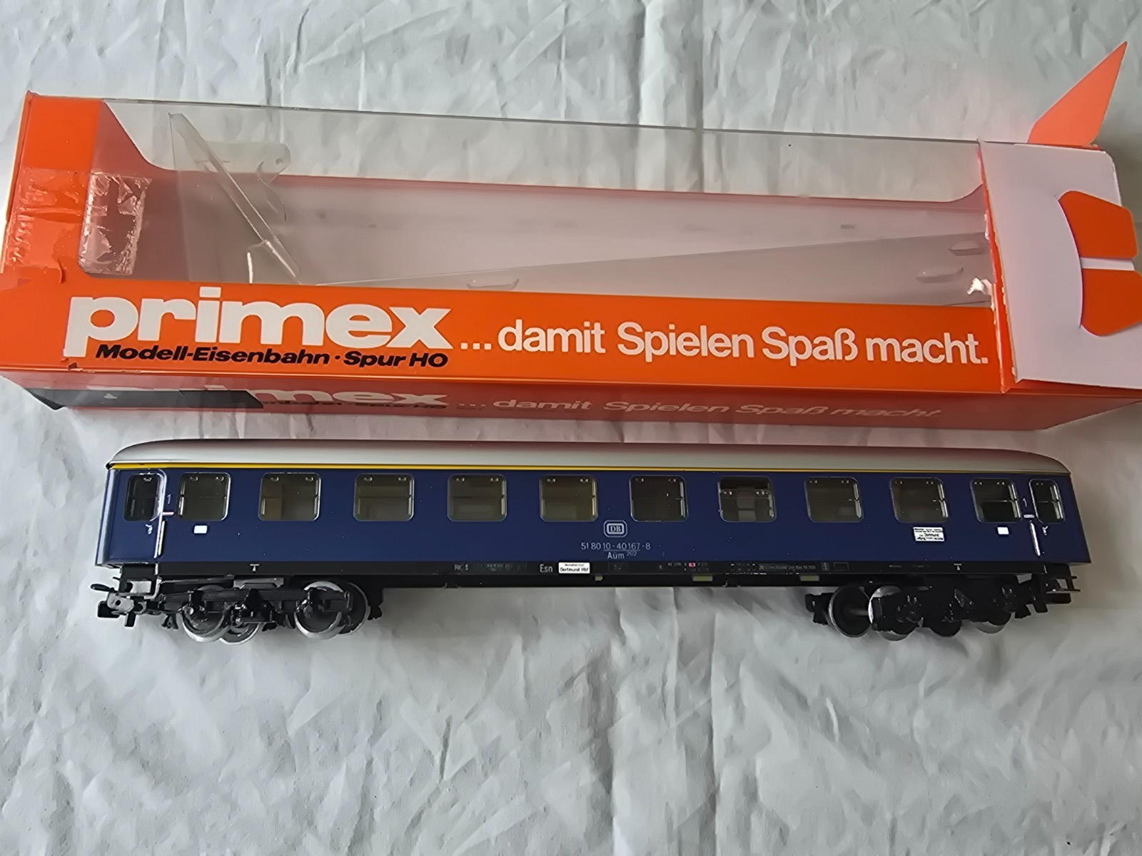 Bild 1 von 2