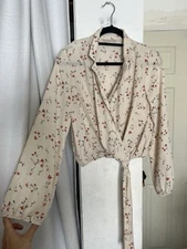 Active USA Women's Floral Blouse Faux Wrap Long Sleeve Bow Tie Large