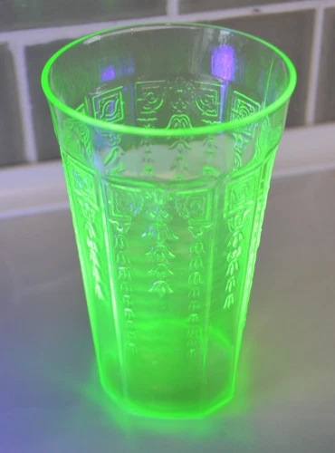 Anchor Hocking Princess Water Tumbler Uranium Vaseline Depression Glass UV glow