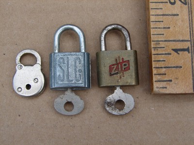 Lot of 3 MINIATURES~  2 work w KEYS:  SLCo + Zip + 1 TeenyWeeny Padlock Locks