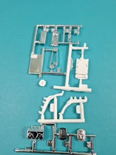 Revell AMT Ertl Monogram MPC 1/24 1970 Chevelle SS 454 High Rise Engine Parts 