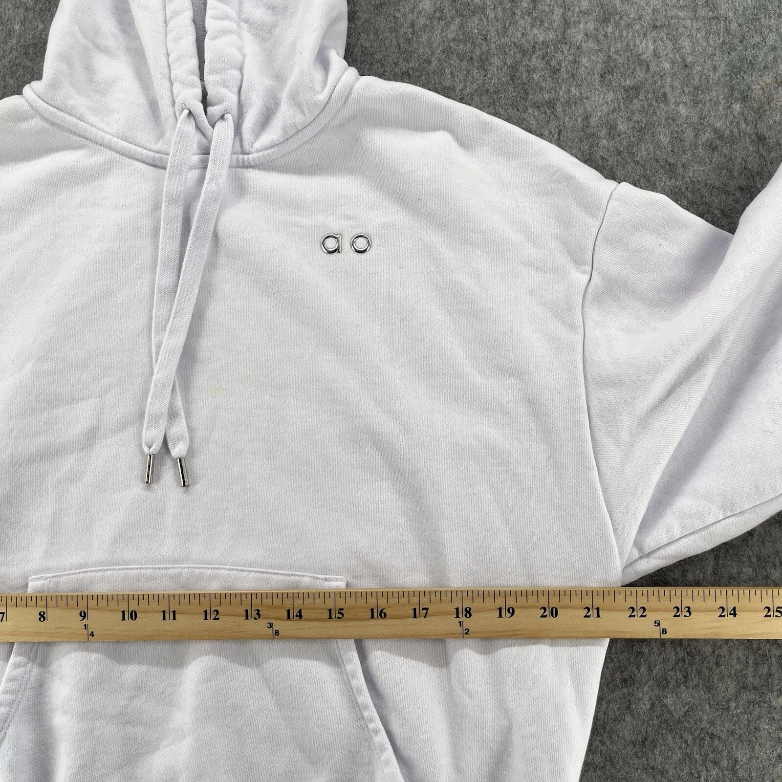 alo-yoga accolade pullover hoodie