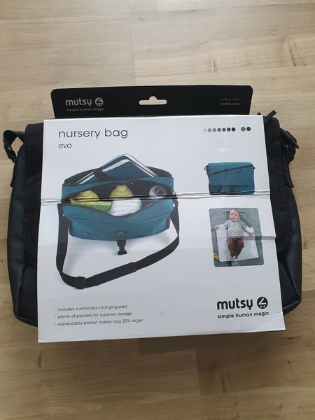 mutsy nursery bag