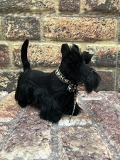 festive black scottie dog