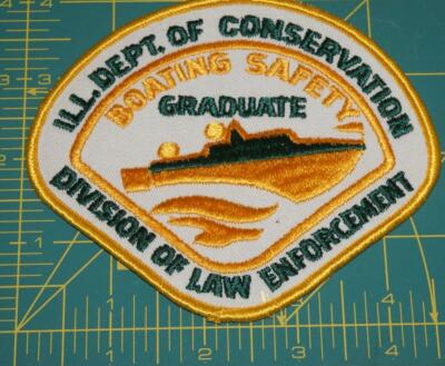 Illinois Department of Conservation Hunting Fishing Hipster Jacket Patch 758T