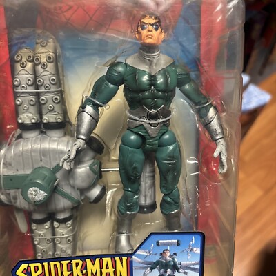 SPIDERMAN-DOCTOR OCTOPUS Web Splasher W/ Water Blasting Tentacles