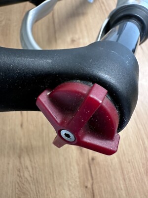 Used Manitou Axel Suspension Fork MTB TPL Lockout 80 mm 26