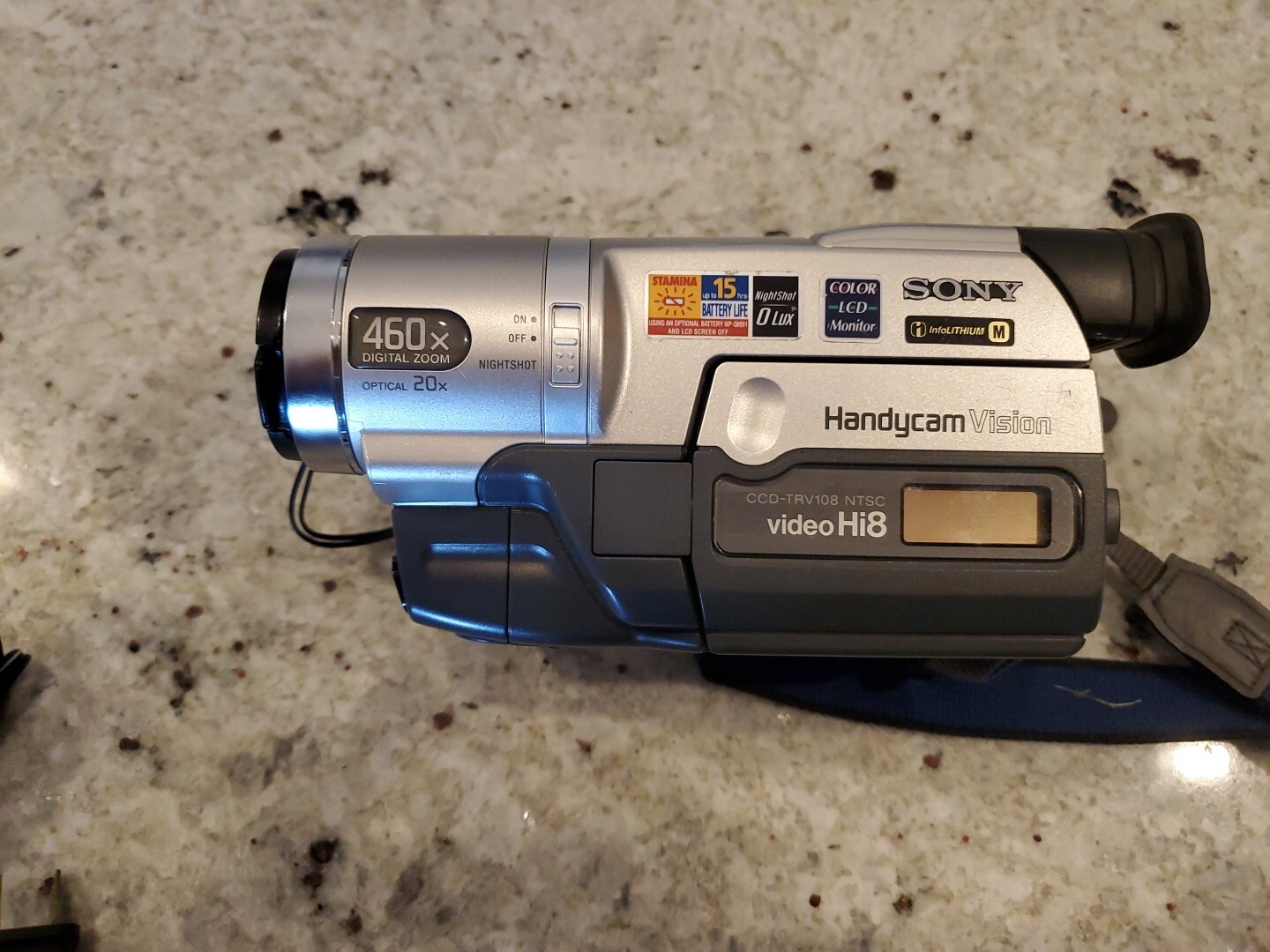 Sony Handycam Vision CCDTRV108 Video Hi8 Camcorder! 460x Digital Zoom