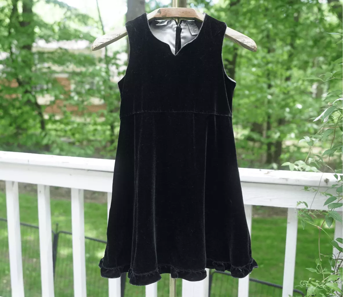 Vintage 90s Hearts Flowers Girls Black Velvet Sleeveless Dress
