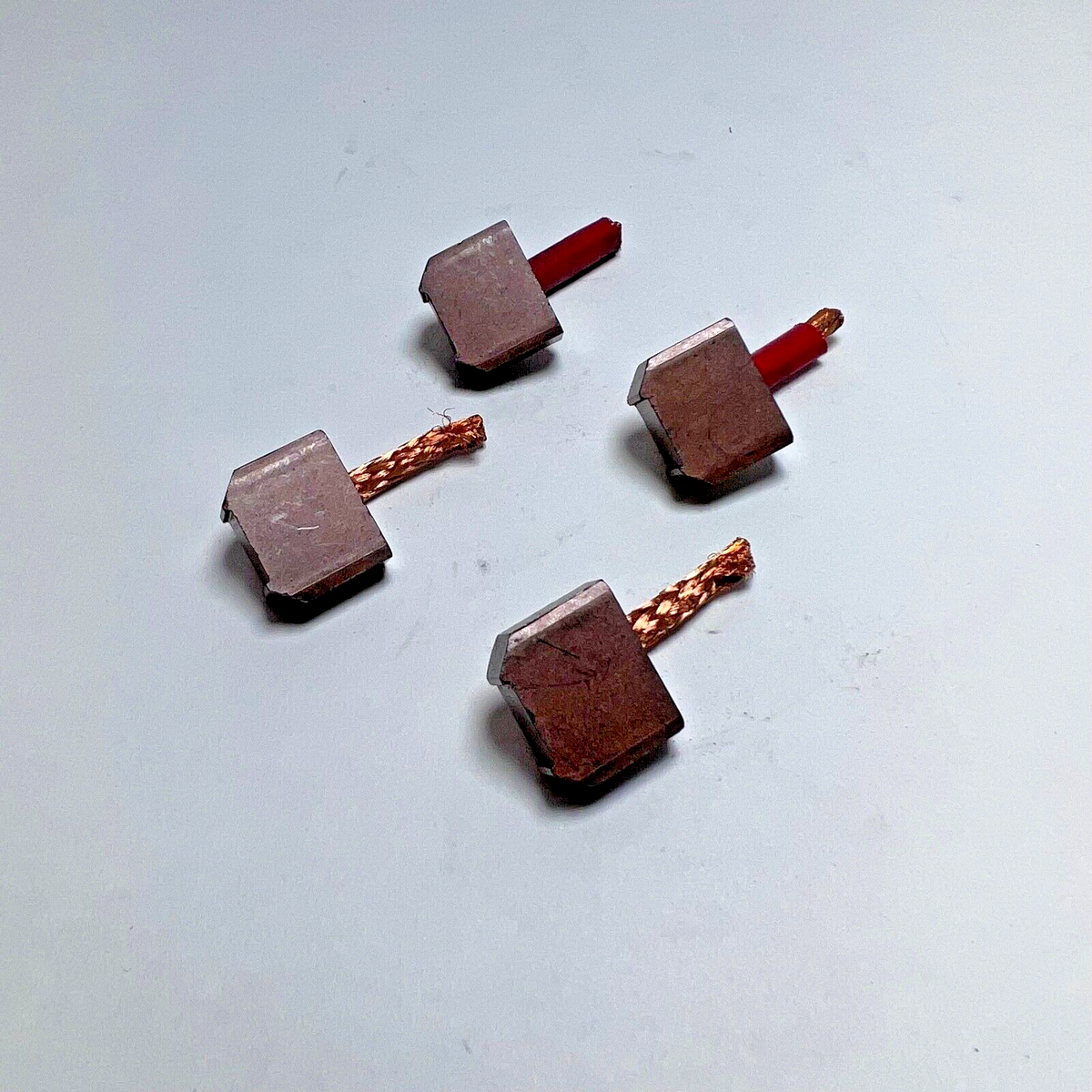 【なー※事前に】 BRUSH Starter Brush Set for Isuzu NPR NQR 4HF1 4HE1 4HK1 8941529730