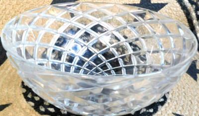 Tiffany & Co Crystal Josef Riedel Large Weave Diamond Pattern Cut Glass Bowl