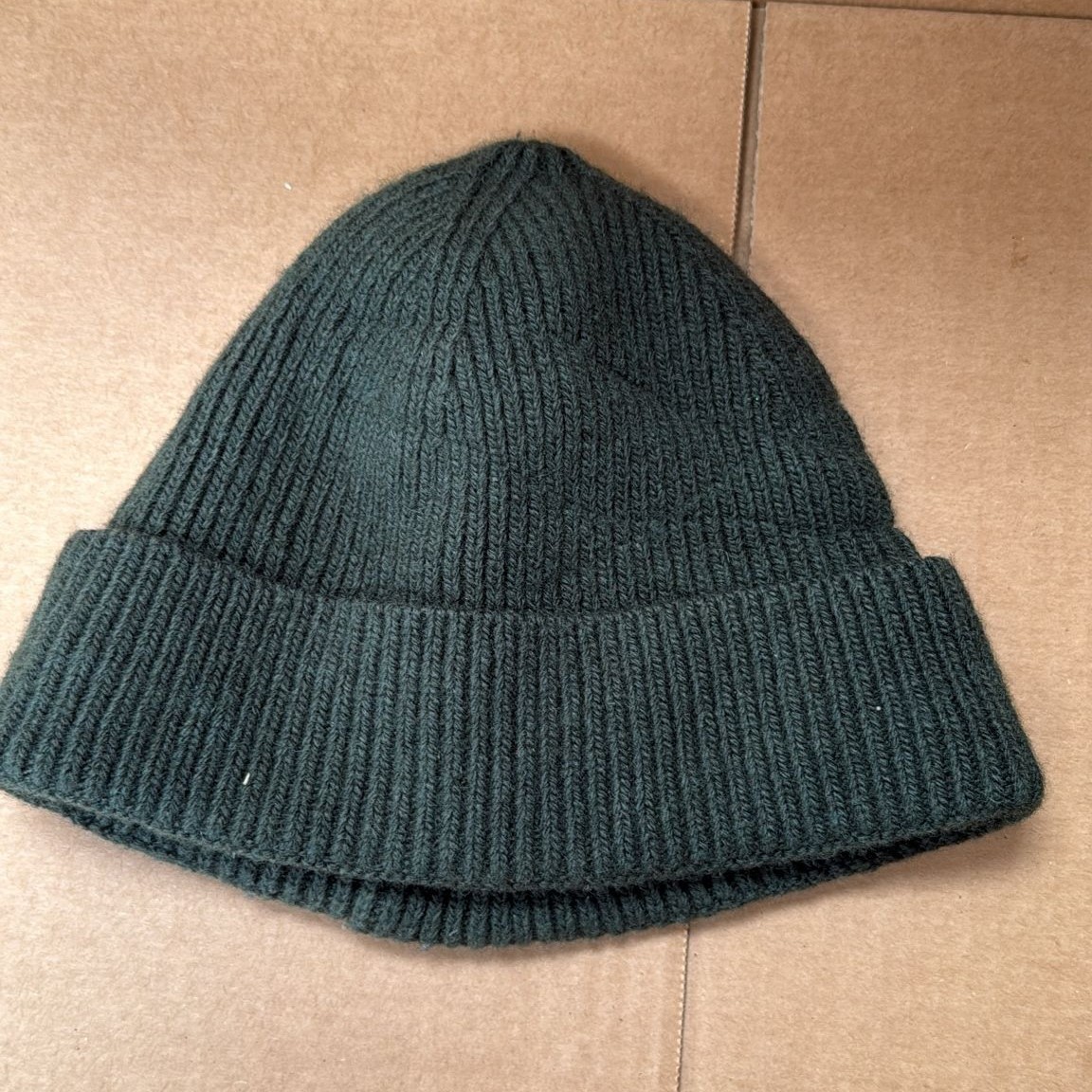 Zara Basic Knit Beanie – Soft, Lightweight Ribbed… - image 1