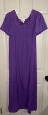 Vintage Shadowline Nightgown M Purple Nylon Short Sleeve Embroidery