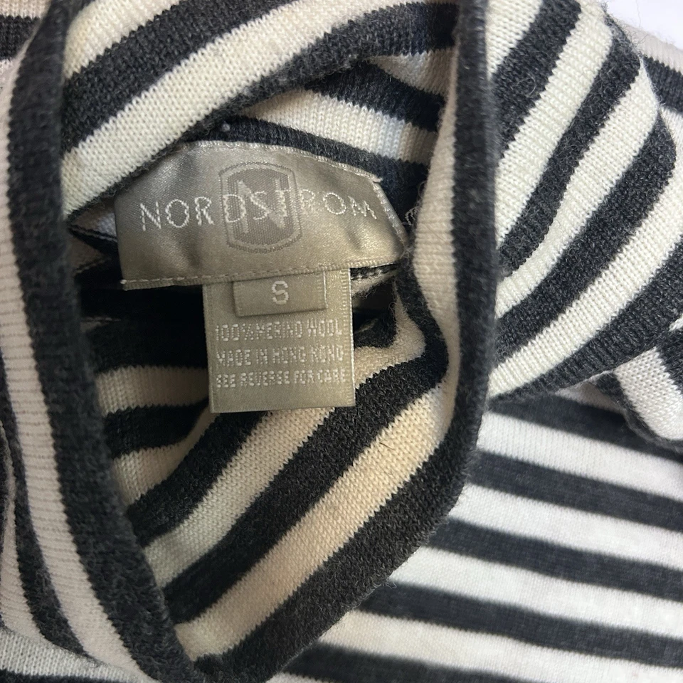 Top tejido de colección Nordstrom para mujer S lana merino negro blanco a rayas cuello tortuga Foto 3 de 4