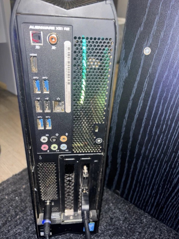 PC para juegos Alienware X51 R2 GTX 1650 SUPER i5-4440 8 GB RAM 1 TB SSD Win10 Foto 4 de 4