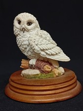 Leonardo Nature Studies 'Snowy Owl' Figurine. 1994.4" Tall. 4" Wide. GC.