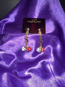 Authentic RED WHITE DOUBLE DICE EARRINGS, DANGLE STYLE NWT 14kt gold plated Vegas, gamble