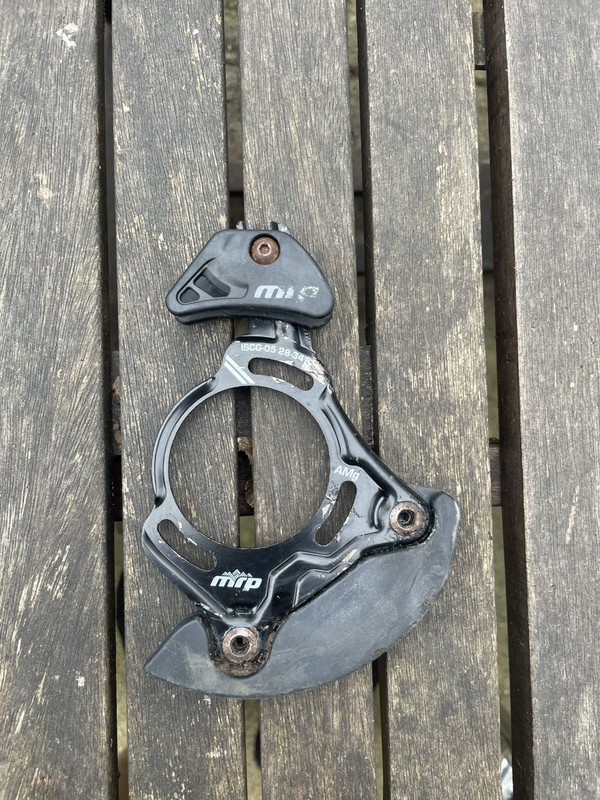 MRP AMg 28-34t Chain Guide