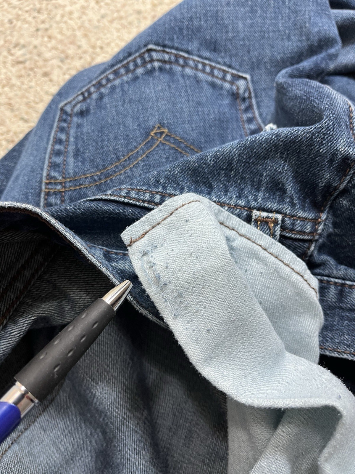 Levis 527 Slim Bootcut 100% Cotton Dark Blue Jeans Mens Size 34x36 (35x35) thumbnail 11