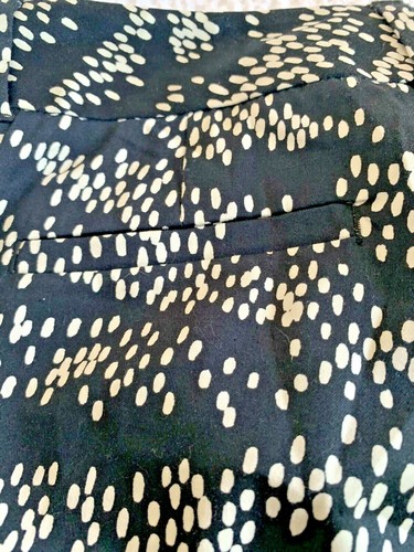 ELLE Shorts Black & White Flat Front Size 4 Polka Dots Chic ! NWOT - Picture 6 of 8