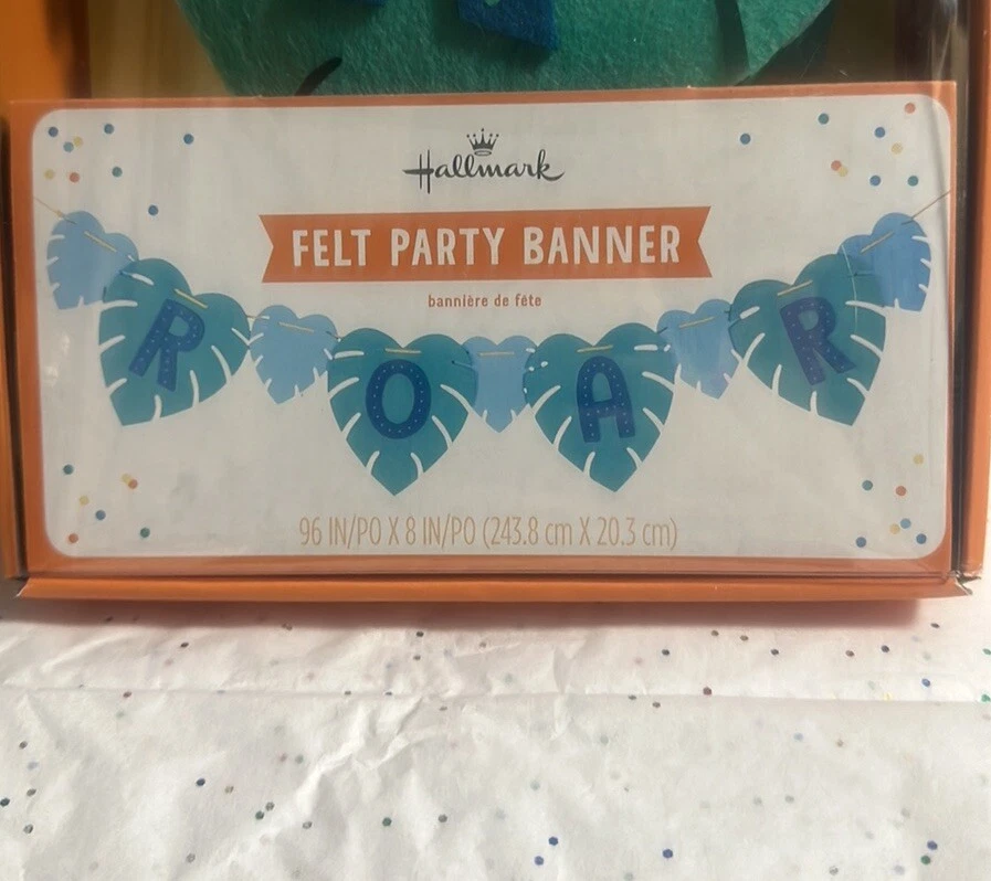HALLMARK DINOSAUR PARTY PACK: FELT BANNER & NAPKINS: NEW WITH TAGS - Image 2 of 4