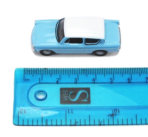 Oxford Diecast 1/76 Ford Anglia Light Blue/Ermine White "Harry Potter" 76105007 - Bild 5 von 5