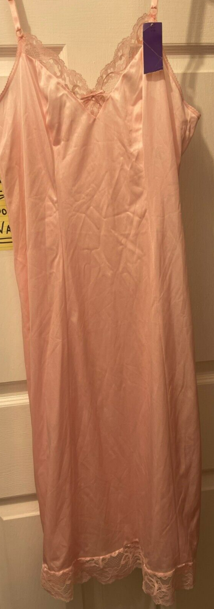 Vintage JCPenney ANTRON III Nylon Full Slip Style 6738-41 Sz 34
