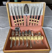 1881 Roger’s By Oneida Ltd. Silver Plated 54 Piece Set Original No Tarnish Chest