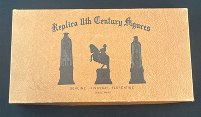 Vintage Kingsway Florentine 11th Century Figures Chess Set The Royal Game - 100%