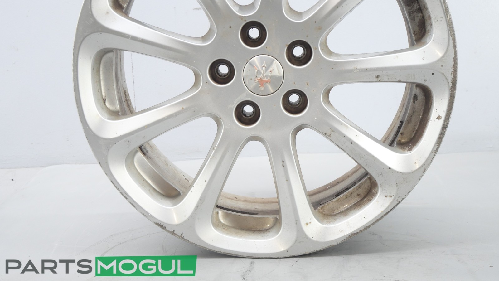 2005-2012 Maserati Quattroporte M139 8.5X19 19" Front Wheel Rim 82380701 OEM