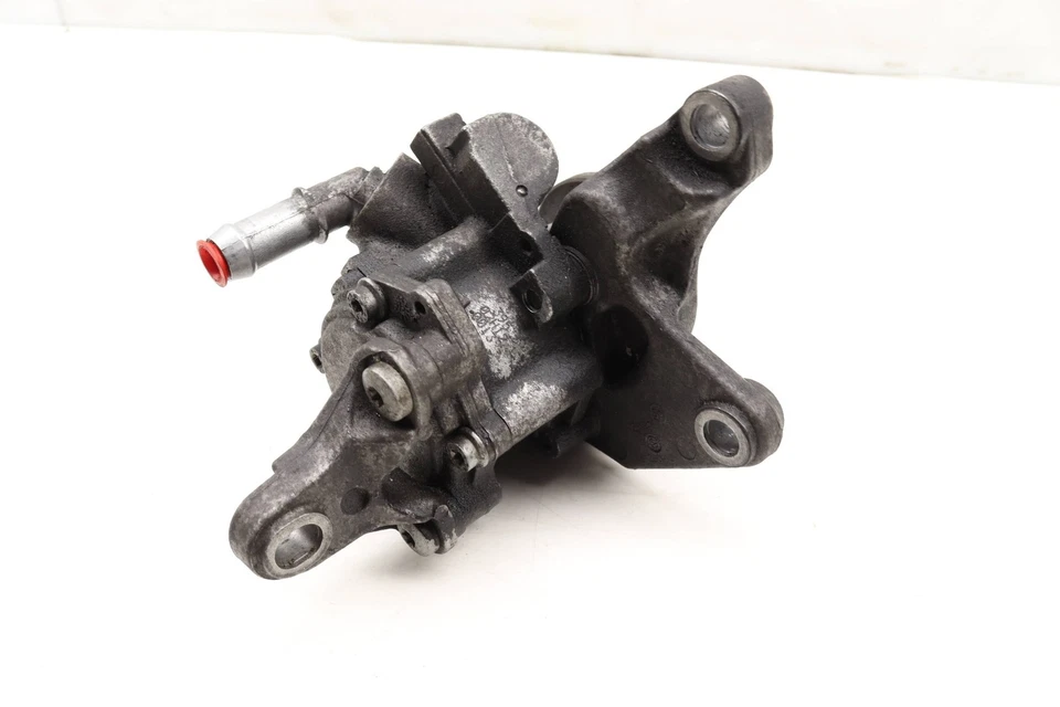 BMW 135I 2008-2013 3,0 L - Bomba de dirección asistida 6779244 Foto 2 de 4