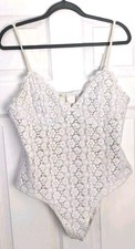 H M Feminine Daisy White Bodysuit Strappy Snap Bottom Size L