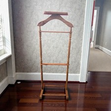Oak Wood Gentlemans Valet Butler Rack Suit Stand Vintage MCM Jewelry Tray EUC