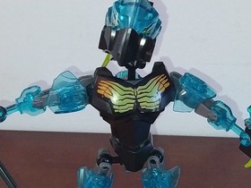 LEGO HERO Factory 44026 CRYSTAL Beast vs. BULK (2014) No Box No Instructions