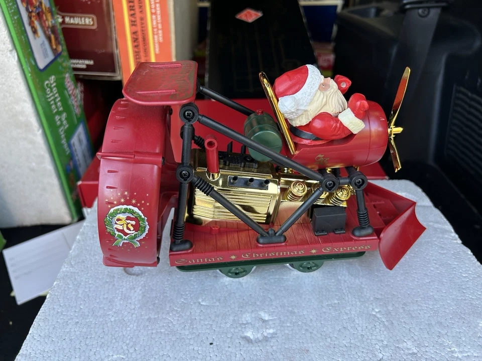 LGB 21020 Santa Christmas Express Flyer, G Scale, C7/EX, Fan Power, Very Fast!! - Image 4 of 4